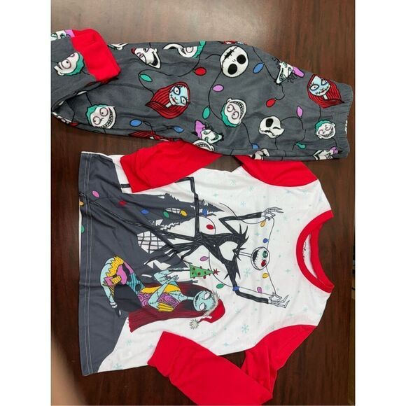 Disney The Nightmare Before Christmas Pajama Set Size Small - Picture 1 of 6